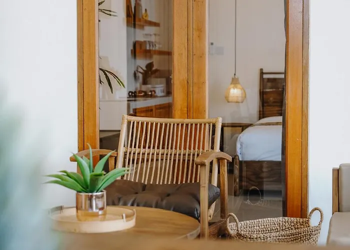 Orana Mare - Refined Retreat 3br Near W Privatepool Villa