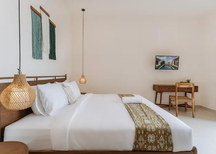Villa Orana Mare - Refined Retreat 3br Near W Privatepool Canggu (Bali)